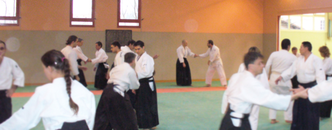 Entrainement au dojo d'aikido de saint symphorien d'ozon