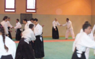 Entrainement au dojo d'aikido de saint symphorien d'ozon